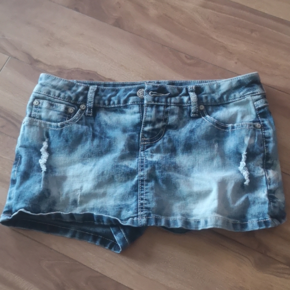 Jean skort